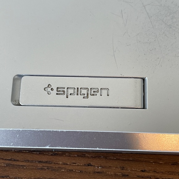 SPIGEN TOUGH ARMOR iPHONE 8 AND 7S PLUS CASE IN SATIN SILVER - Picture 5 of 14